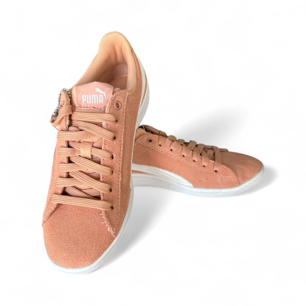 Puma girls' Peach Suede Sneakers
